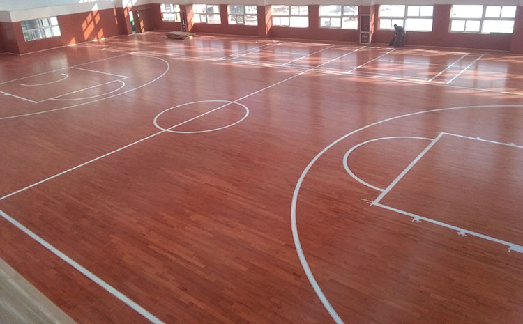 實木運(yùn)動地板什么材質(zhì)的比較好