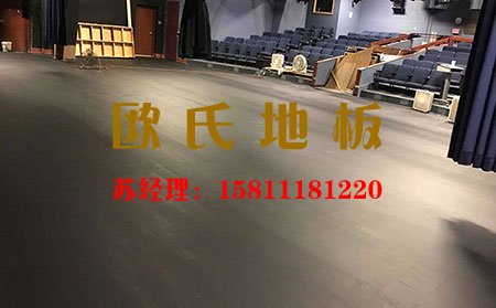 舞臺地板安裝_運動木地板安裝，地面需要平整