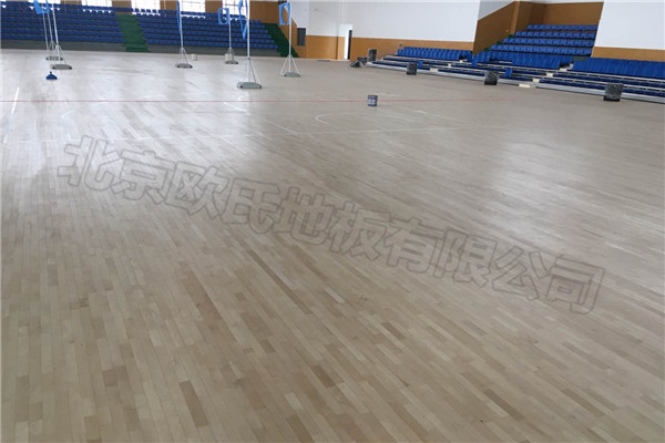 運(yùn)動(dòng)木地板