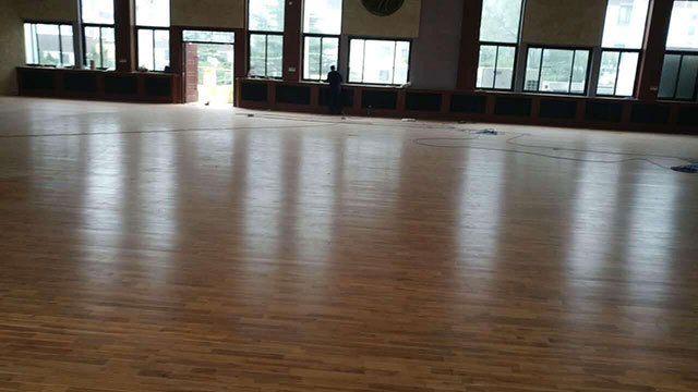 舞蹈室運(yùn)動(dòng)木地板,舞蹈地板廠家,舞臺(tái)運(yùn)動(dòng)地板,舞臺(tái)地板廠家