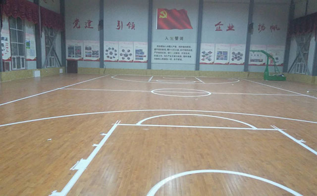  山東體育館木地板廠家安裝價格 室內體育木地板材質
