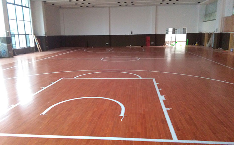 大理室內籃球木地板廠家包工包料 籃球木地板生產(chǎn)廠家