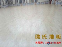 室內羽毛球館木地板如何進行選材？