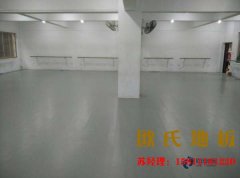 如何選擇性價(jià)比高的籃球館體育木地板？