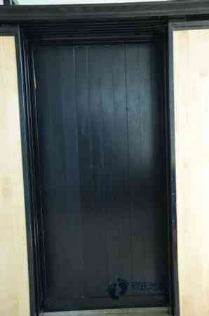 室內(nèi)籃球場(chǎng)專(zhuān)用木地板的維護(hù)